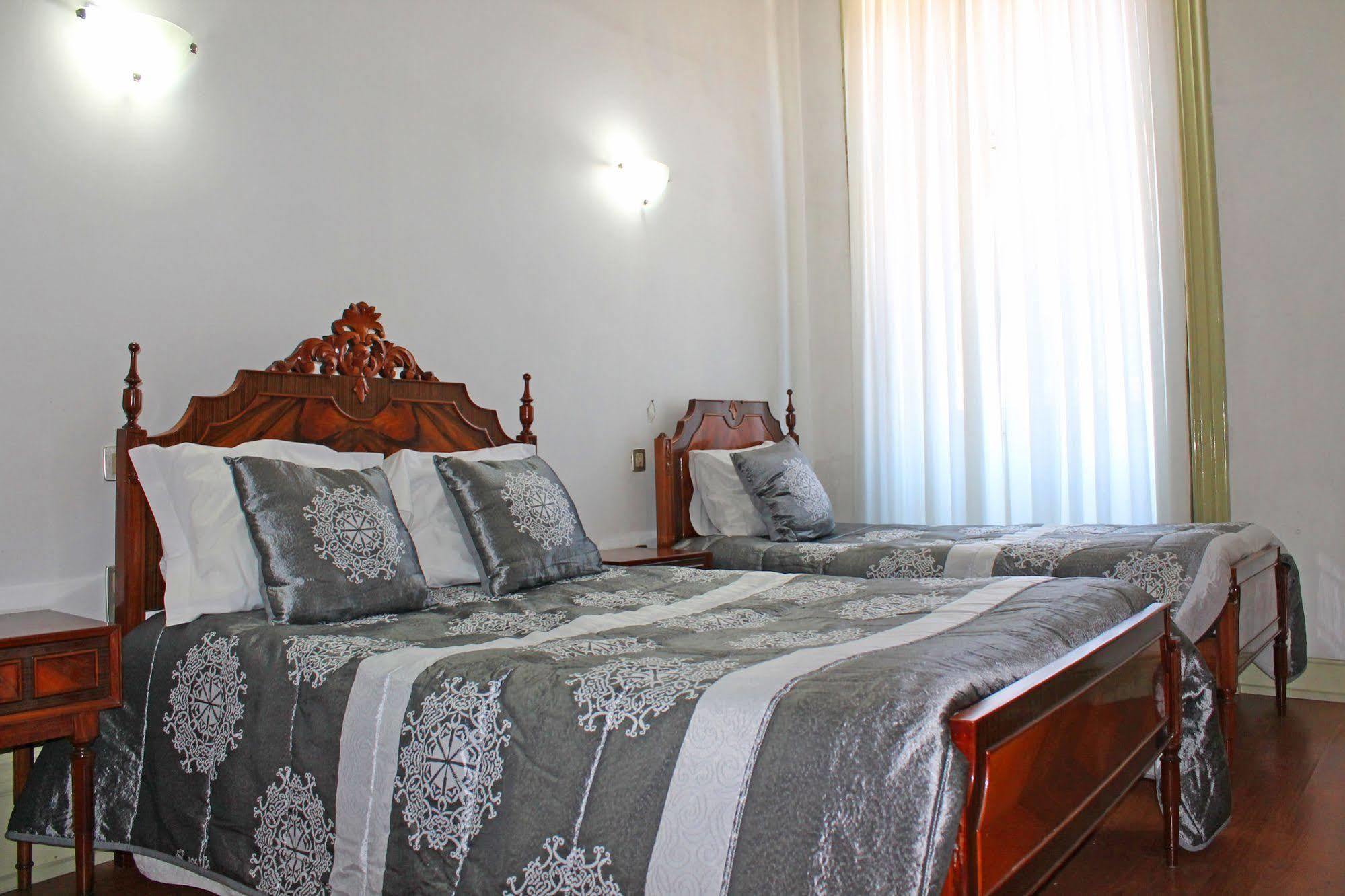 Lunar Guest House بورتو المظهر الخارجي الصورة